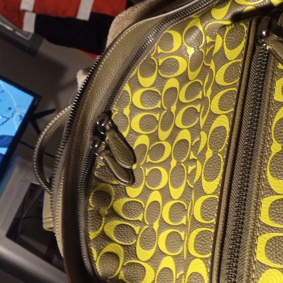 Coach leather bag - Picture 4 of 7